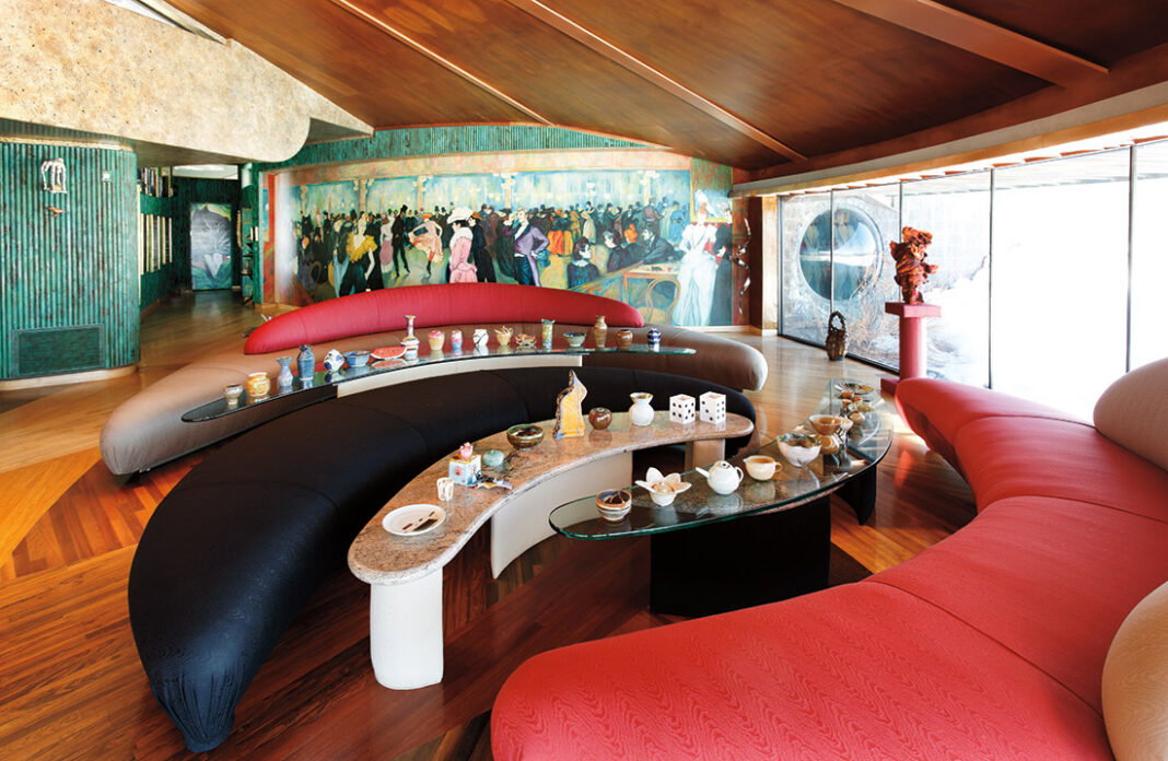 Barbi Benton’s Dream House Barbi Benton’s Dream House